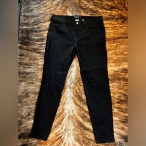 Ariat Women's Jet Black Skinny Jeans